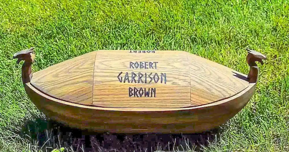 Reality stars. of the Year- moments timeline MOMENTS SISTER WIVES copyright TLC robert brown funeral 051625 6c27df2637b84a8c85b63d4a6c1431d2 JPG