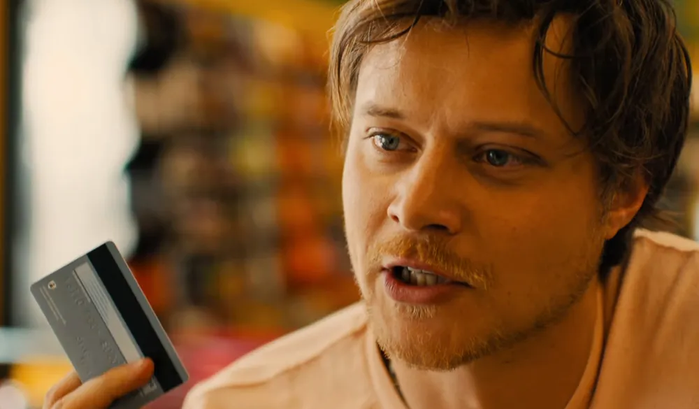 Reminders of Him Trailer Reveals Emotional First Look at Film Adaption of Colleen Hoover s Novel 5