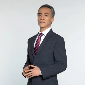 Roberto Sosa encarna al general Cifuentes en 'Dinastía Casillas'