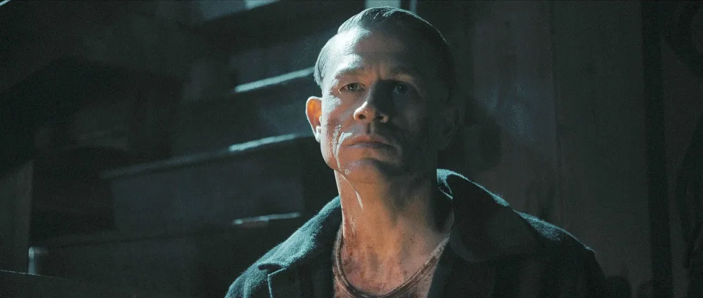 Ryan Murphy Recalls Charlie Hunnam Calling Monster Season 3 Gruesome Sex Scene a Piece of Cake Compares Him to Meryl Streep TCDMONS_ZX067