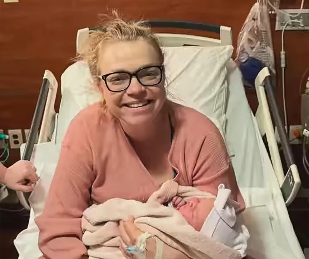 Sister Wives Preview Maddie Reveals Her Due Date With Baby No 4 Is on Anniversary of Garrison s Death 004