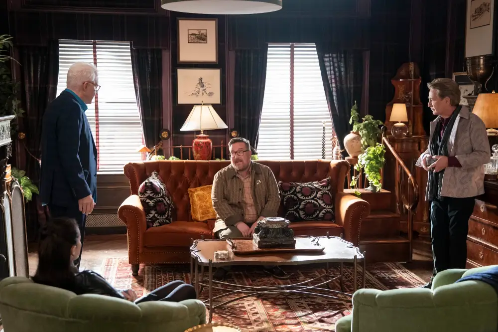 Michael Cyril Creighton Has An Idea for a Howard-Centric Spinoff With the Trio Making Cameos