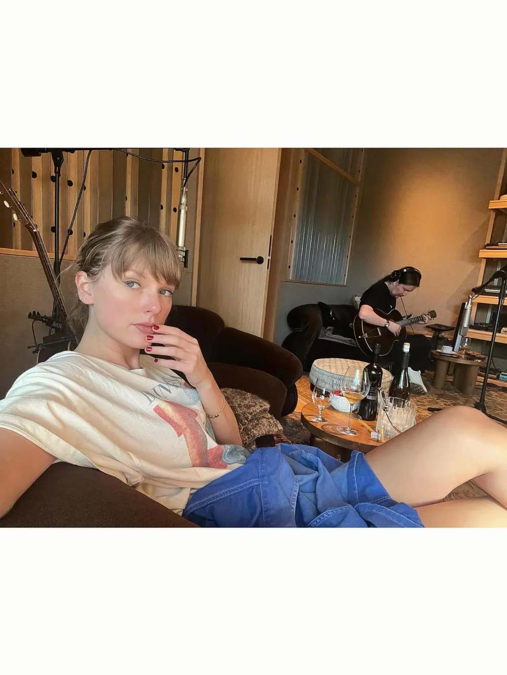 Taylor Swift Shares Life of a Showgirl Studio Photos Drops 2 Acoustic Song Versions and Voice Notes image 5366883