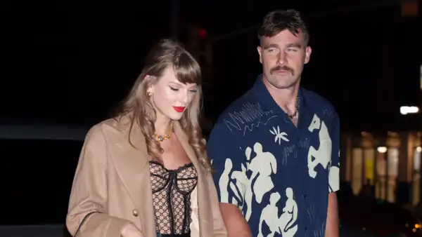 Taylor Swift Travis Kelce Have Dinner Date After Chiefs Game