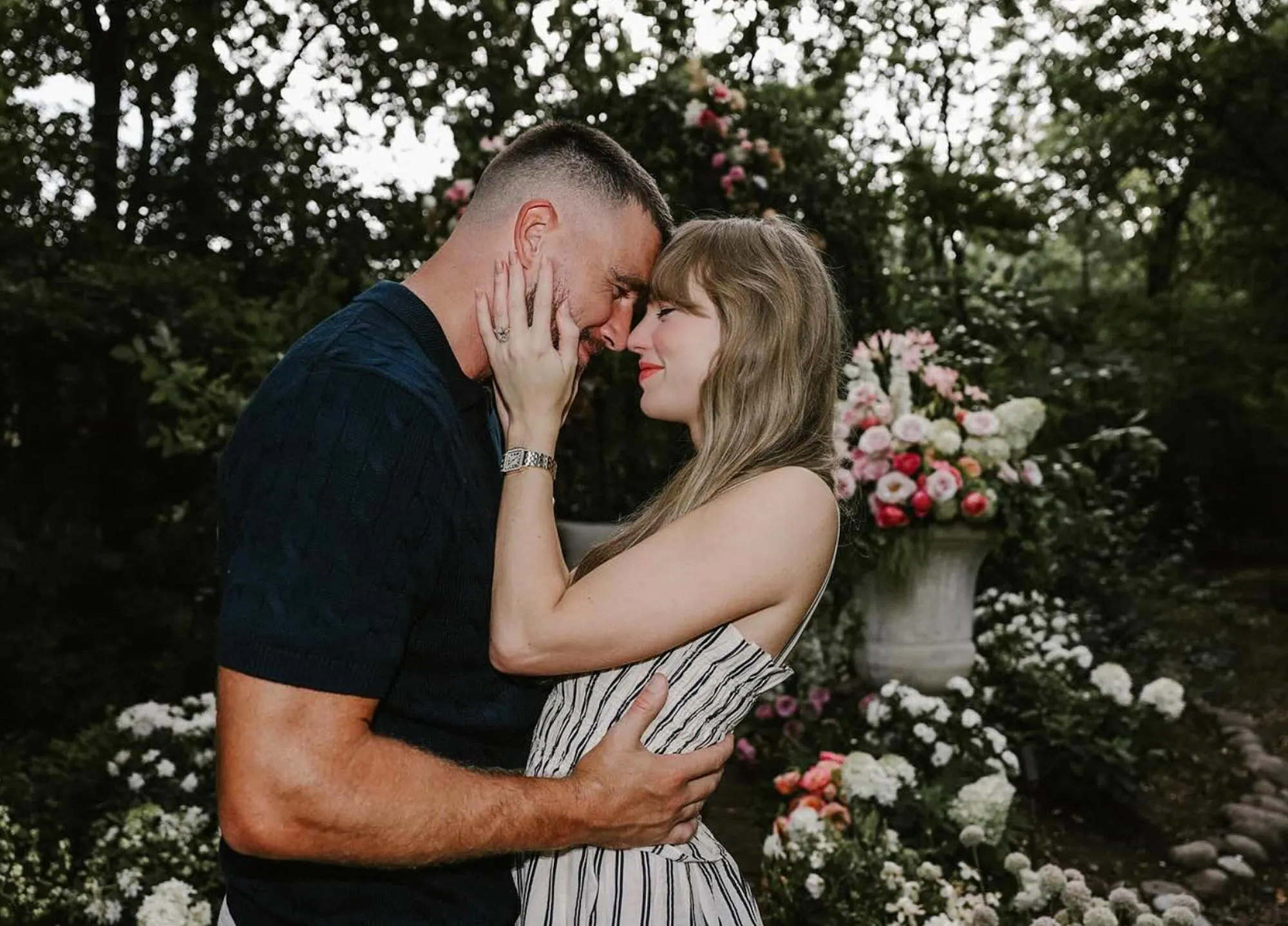Taylor Swift and Travis Kelce Inside Their Own Little World 002 lead