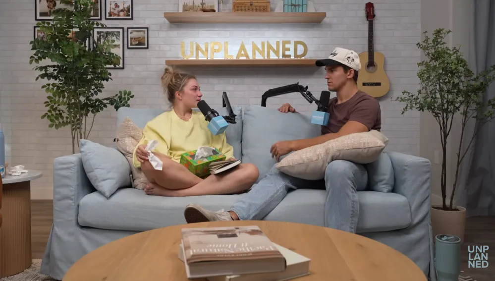 TikToker-Abby-Howard-Tearfully-Reveals-How-She-Learned-About-Miscarriage