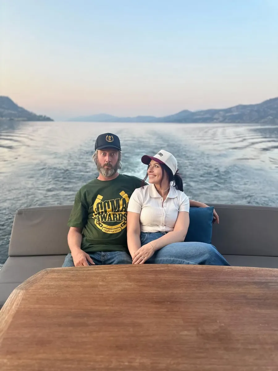 Update Celeb Weddings Tom Green