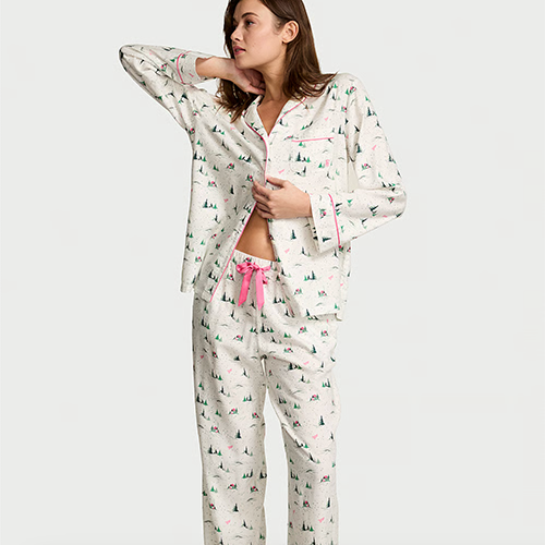 VICTORIA&rsquo;S SECRET FLANNEL LONG PAJAMA SET