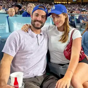 Whitney-Leavitt-IG-532215599_18516598810005981_6289560549129312868_n