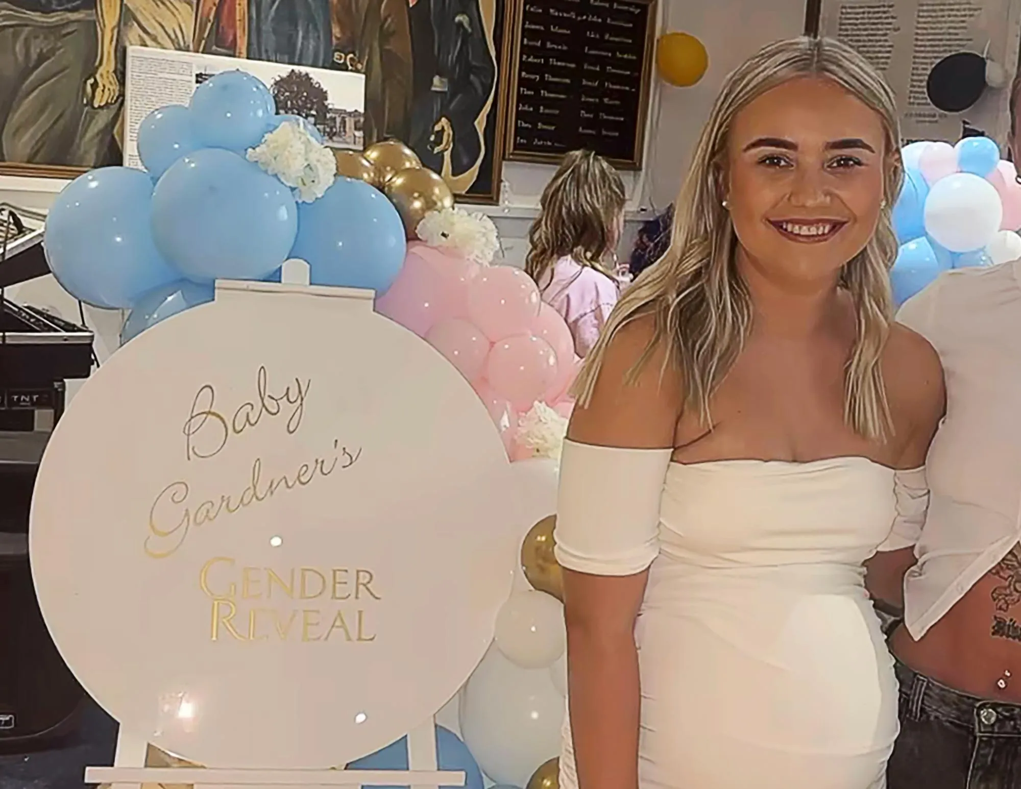 Who Is Kira Cousins Scottish Mom Who Faked Her Pregnancy and Baby 007