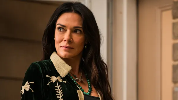 Last Frontier's Simone Kessell Pokes Fun at Joining New Show