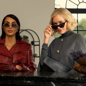 Kim Kardashian and Naomi Watts in All's Fair