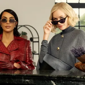 Kim Kardashian and Naomi Watts in All's Fair