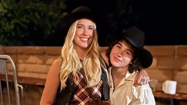 Anna Camp, Jade Whipkey