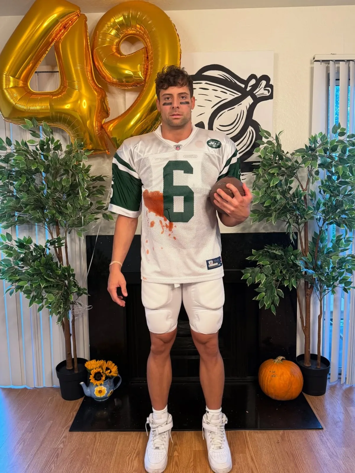 FBoy Island Star Benedict Polizzi Unveils Shocking Halloween Costume of Bloody Mark Sanchez