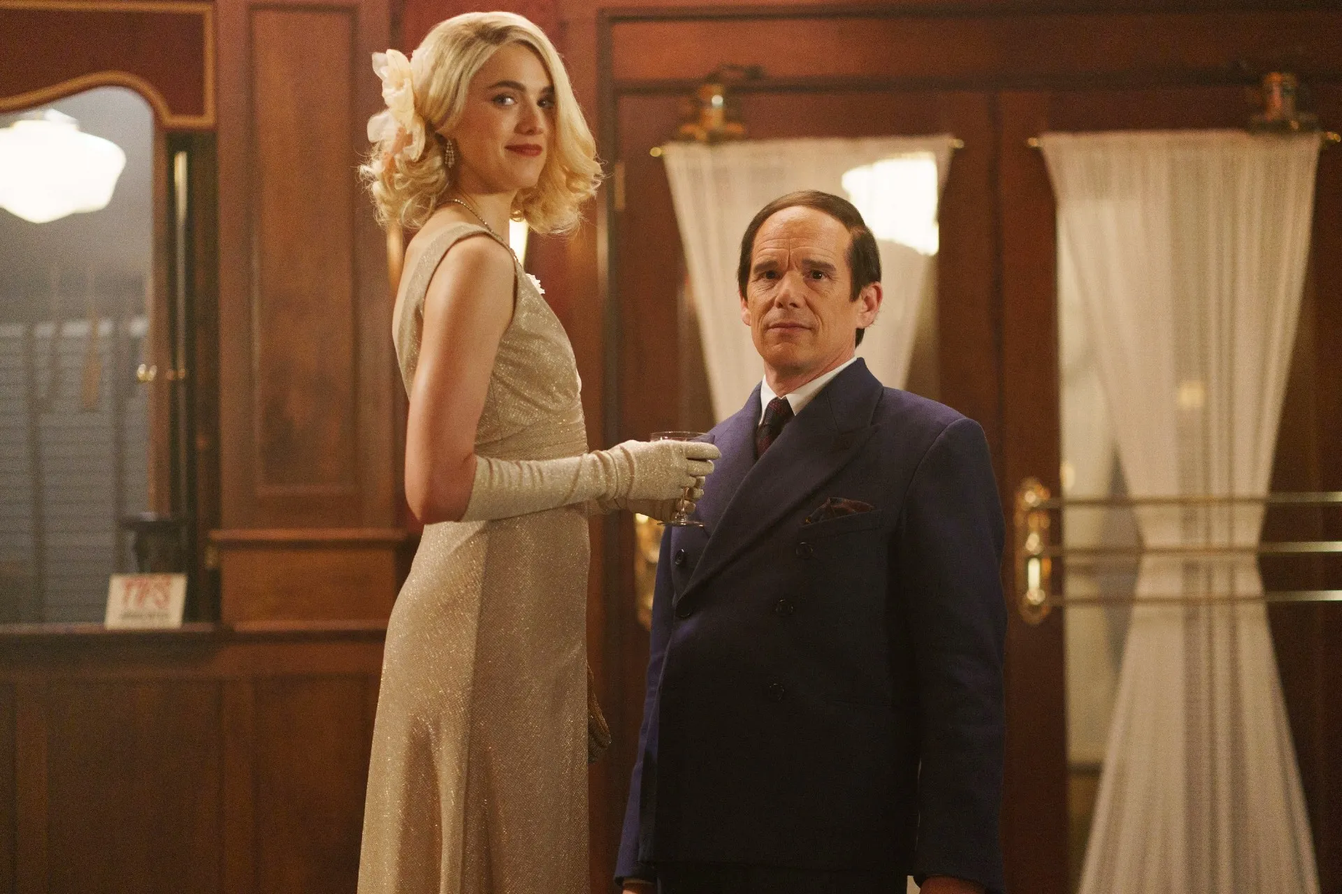 Margaret Qualley and Ethan Hawke in Blue Moon