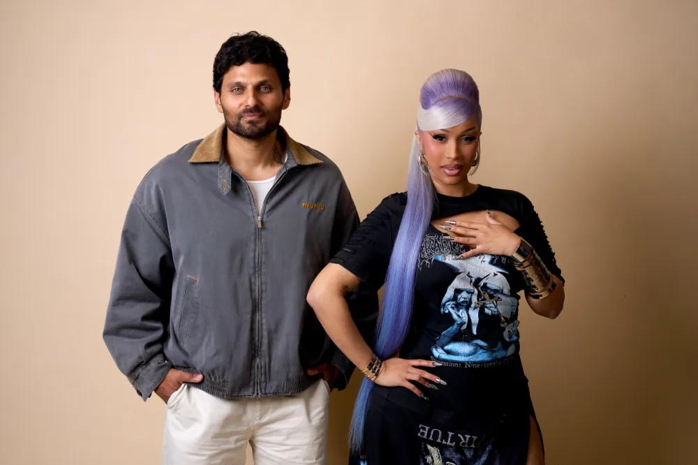 Cardi B Recalls the Love Dying in Her Marriage to Offset, Asked Shakira for Advice