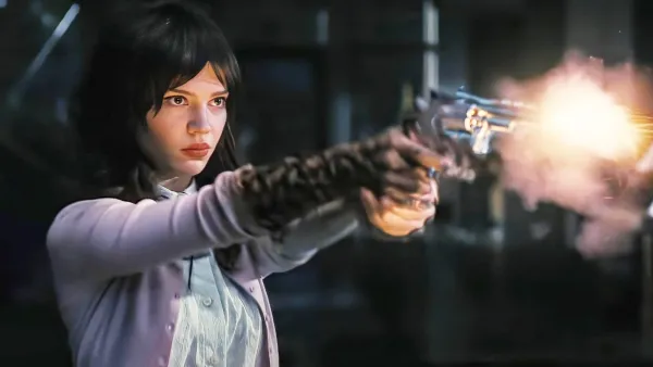 Sophie Thatcher in Companion