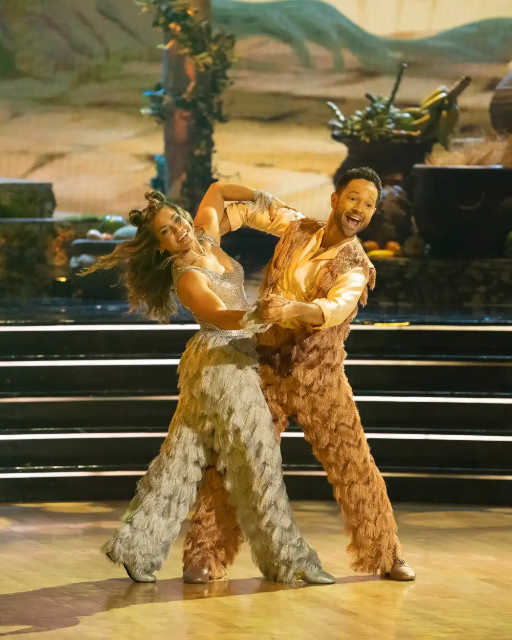 Danielle Fishel Is Dedicating 'DWTS' Night to Mr. Feeny