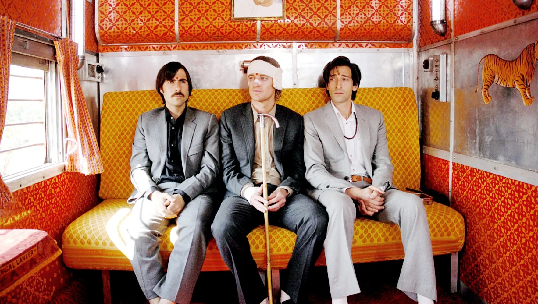 Jason Schwartzman, Owen Wilson, Adrien Brody in The Darjeeling Limited