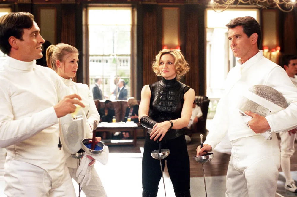 Toby Stephens, Rosamund Pike, Madonna, Pierce Brosnan in Die Another Day