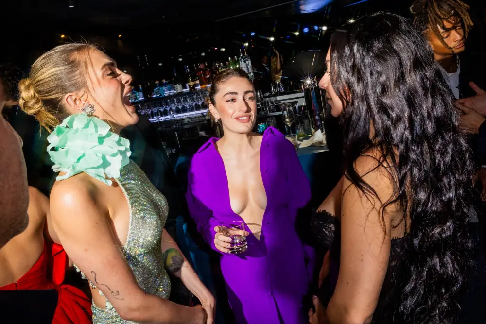 gettyimages-2242463613-cara-delevingne-rachel-sennott-charli-xcx