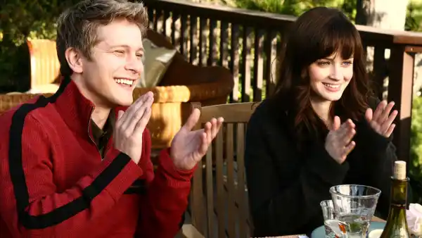 Matt Czuchry, Alexis Bledel in Gilmore Girls season 6