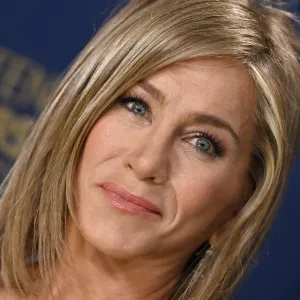 LOS ANGELES, CALIFORNIA - FEBRUARY 24: Jennifer Aniston attends the 30th Annual Screen Actors Guild Awards at Shrine Auditorium and Expo Hall on February 24, 2024 in Los Angeles, California. (Photo by Axelle/Bauer-Griffin/FilmMagic)