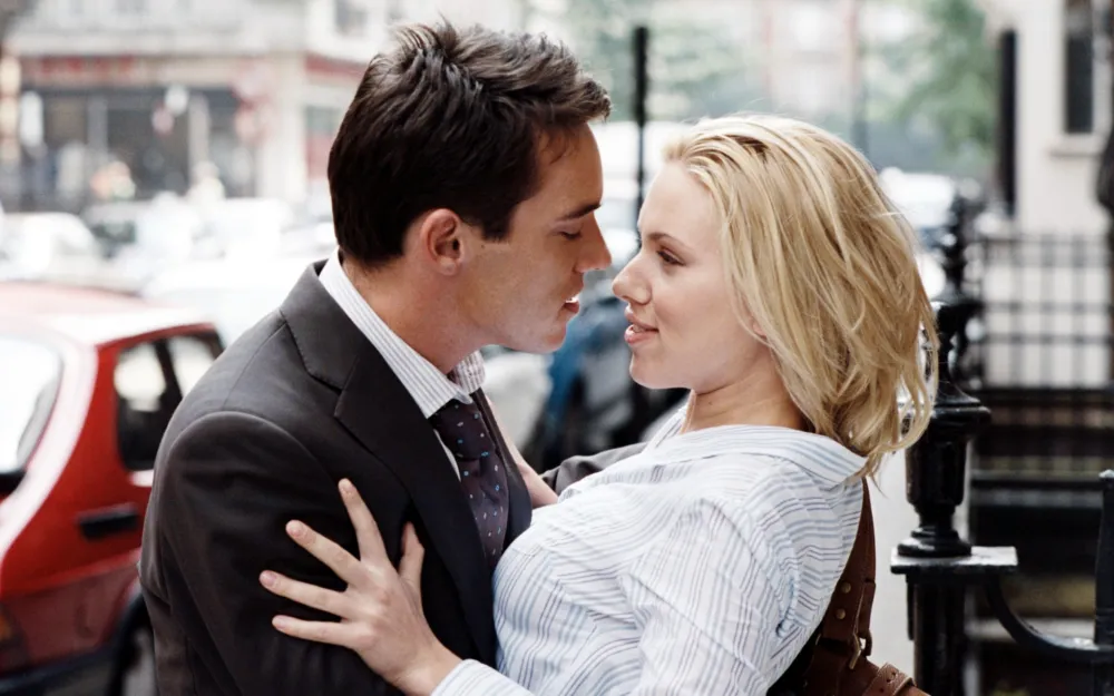 Jonathan Rhys-Myers and Scarlett Johansson in Match Point