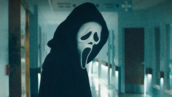 Ghostface in Scream 5