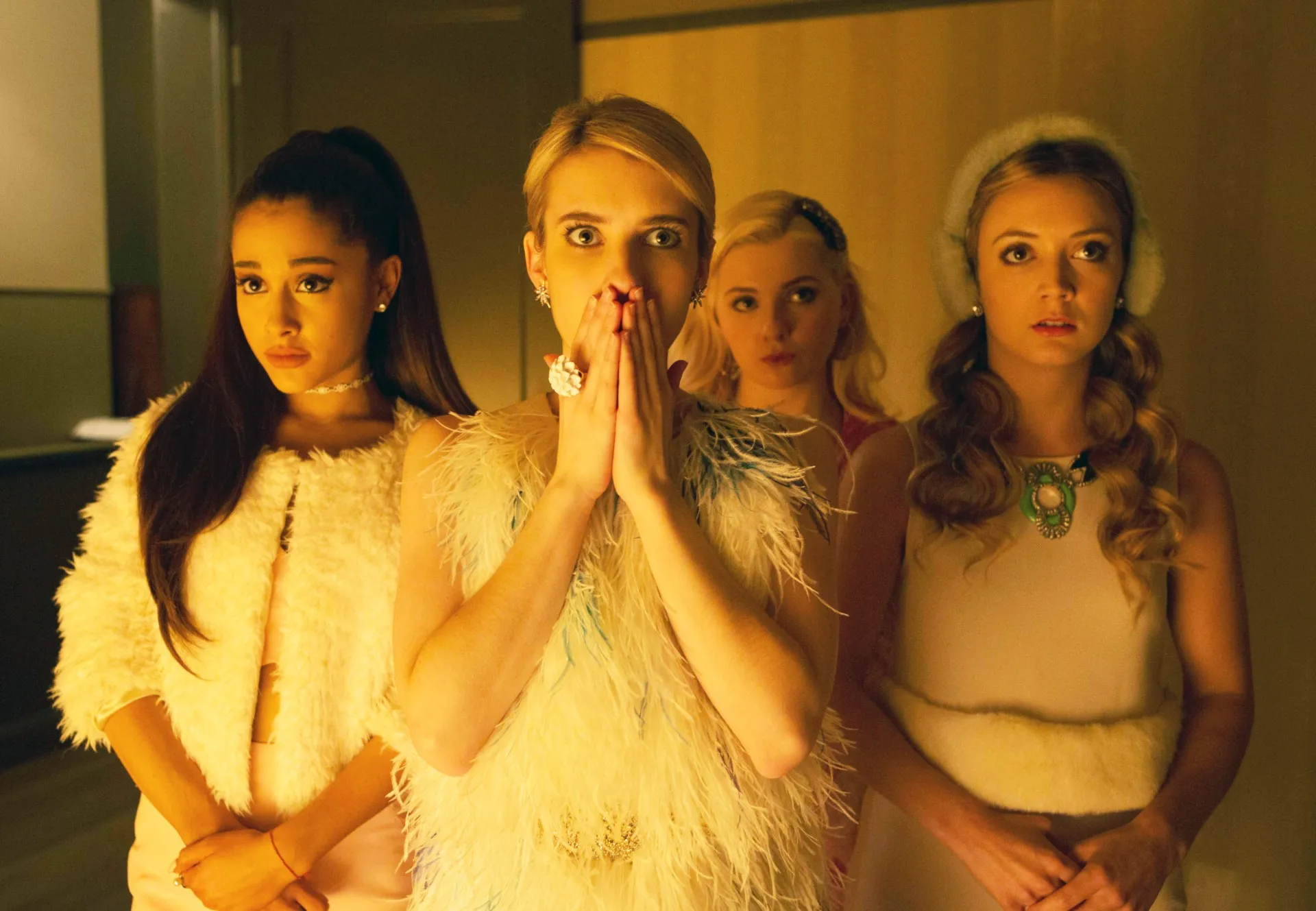Ariana Grande, Emma Roberts, Abigail Breslin, Billie Lourd in Scream Queens