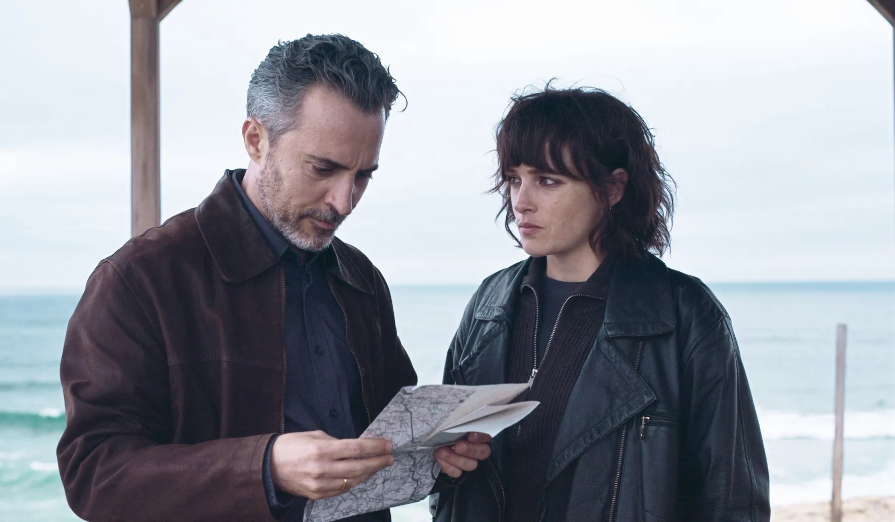 Andres Gertrudix, Susana Abaitua in She Walks in Darkness