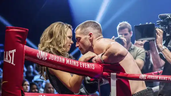 Rachel McAdams and Jake Gyllenhaal in Southpaw