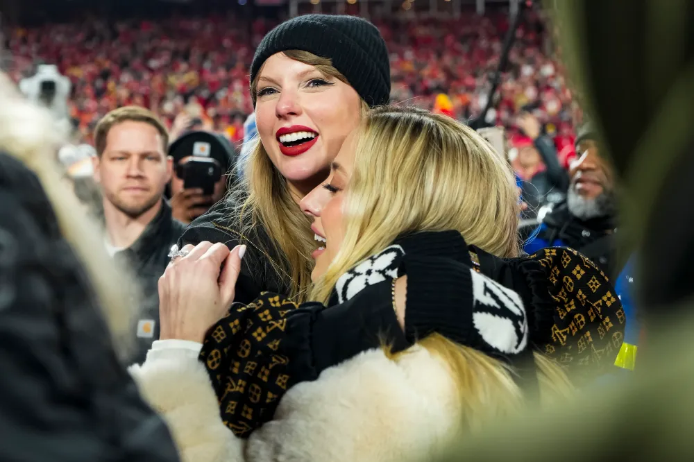 Taylor Swift and Brittany Mahomes