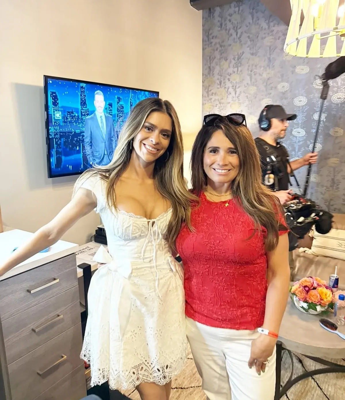 Taylor Frankie Pauls Mom Says Shell Be So Pissed If Her Daughter Has Sex During Fantasy Suites