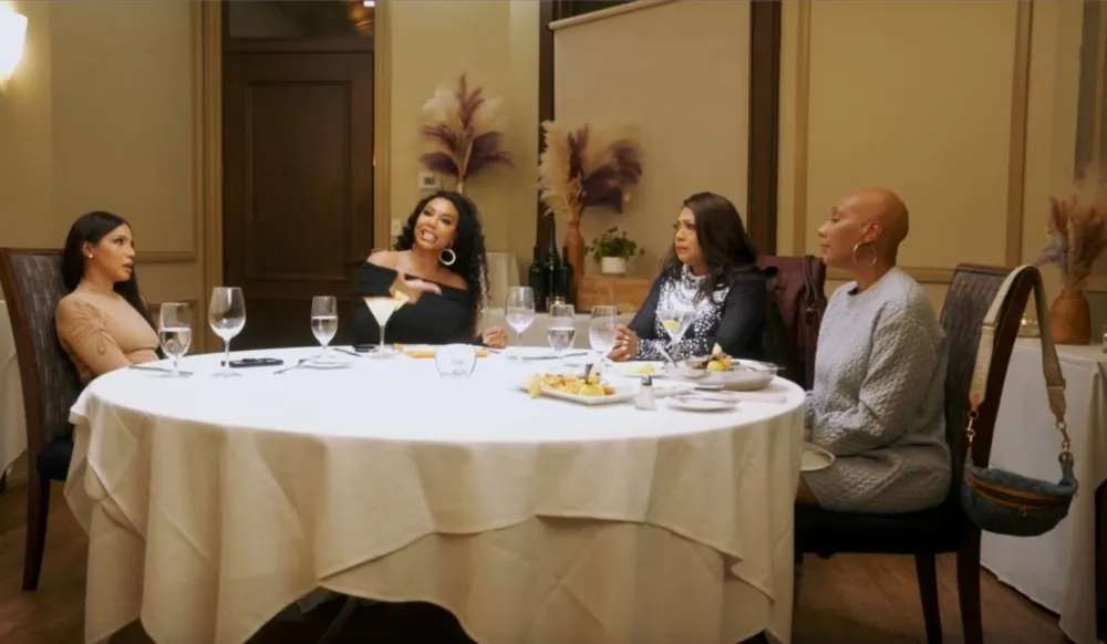 Breaking Down Toni and Tamar Braxton s Shocking Fight on The Braxtons