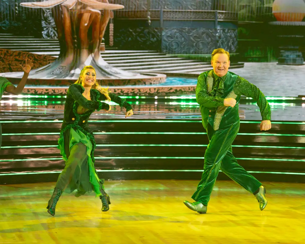 America Keeps Voting for Andy Richter to Stay on &lsquo;Dancing With the Stars': A Case for Why He Should Stay