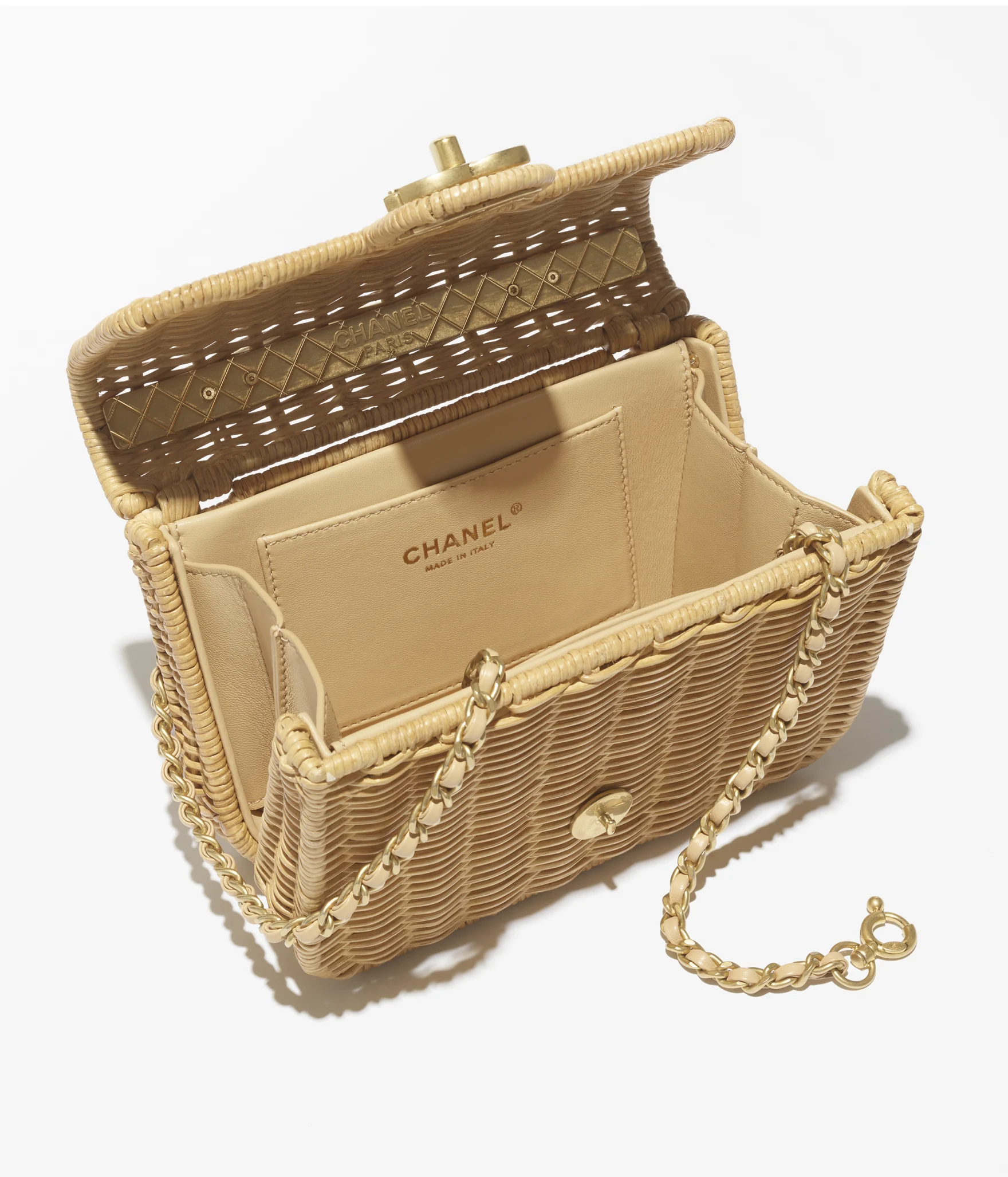 chanel 2025/26 cruise bag collectsion 26c vanity