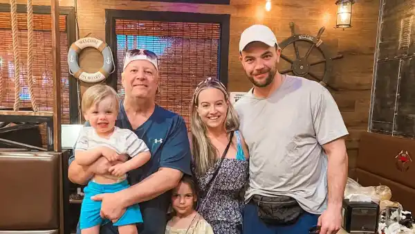 90 Day's Elizabeth Reveals Her Dad Died: 'Left Us Completely Shattered'