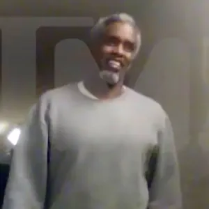 BGUS_3425366_001 Diddy Behind Bars Backgrid