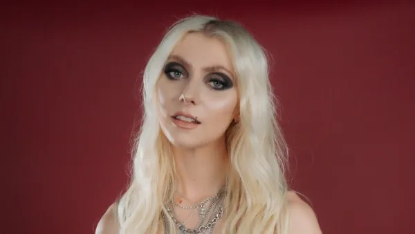 Taylor Momsen Gossip Girl Quotes Call Her Daddy