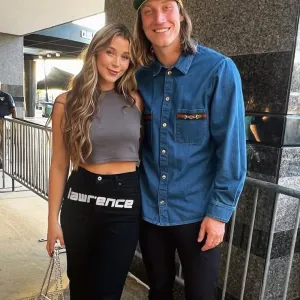 Jaguars QB Trevor Lawrences Wife Says He Was So Sick Night Before Game