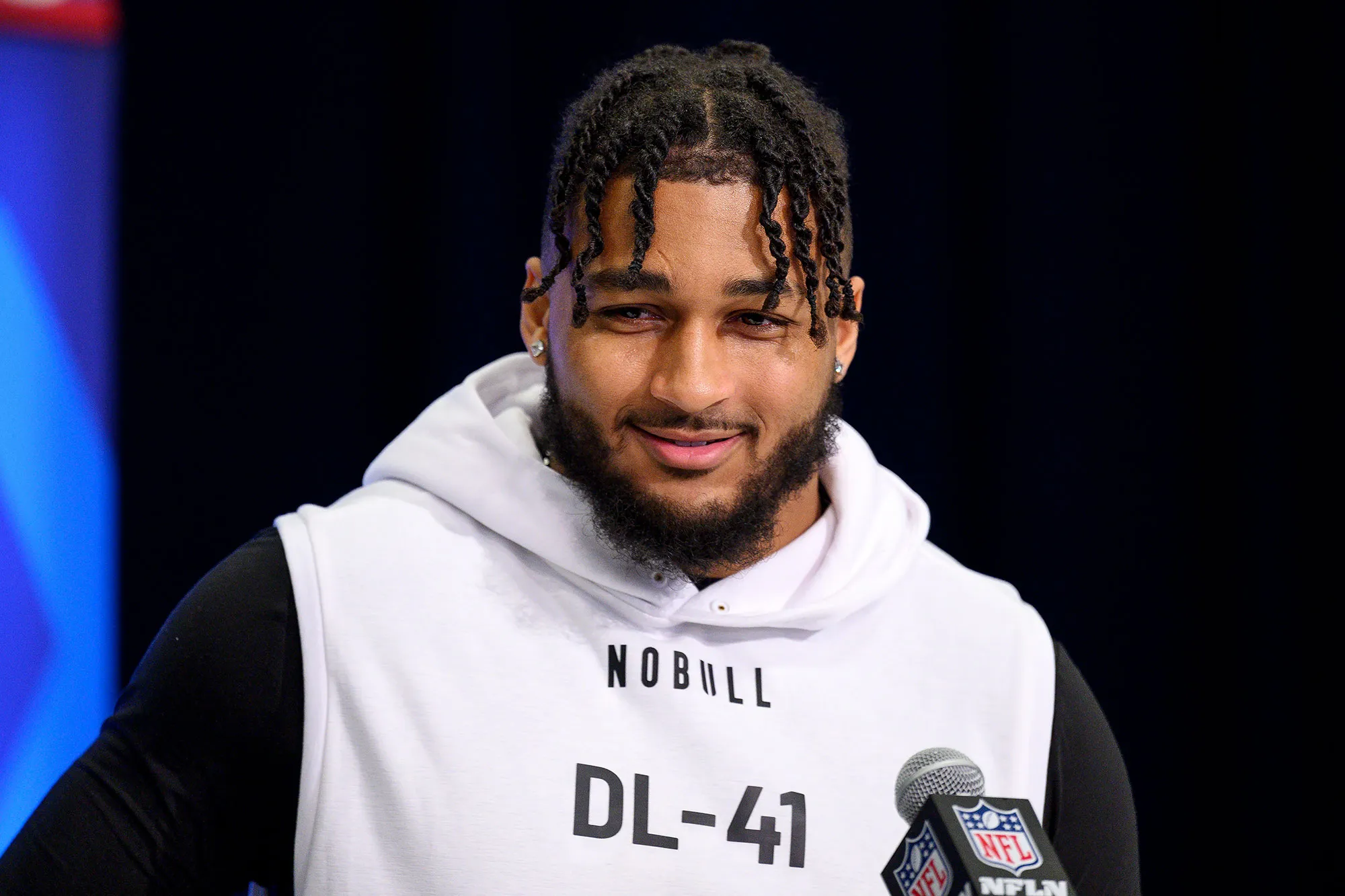 Feature Marshawn Kneeland Family Guide