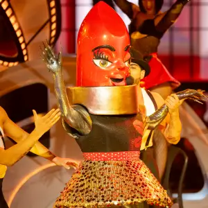 Cynthia Klitbo es “Ruby Gloss” en 'Quién es la Máscara'.