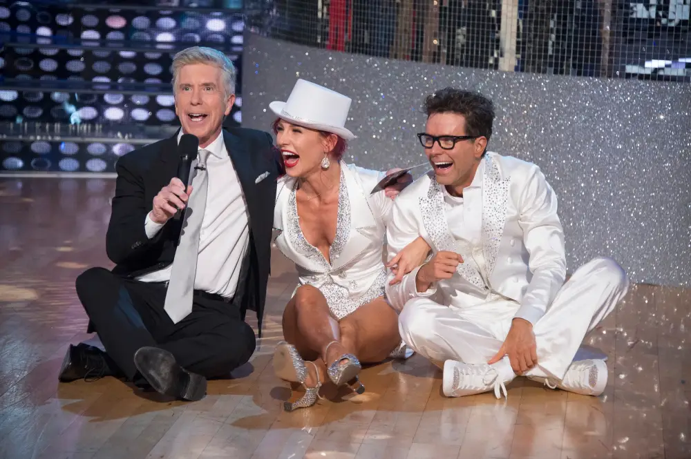 GettyImages-1063602450-TomBergeronBobbyBones.jpg