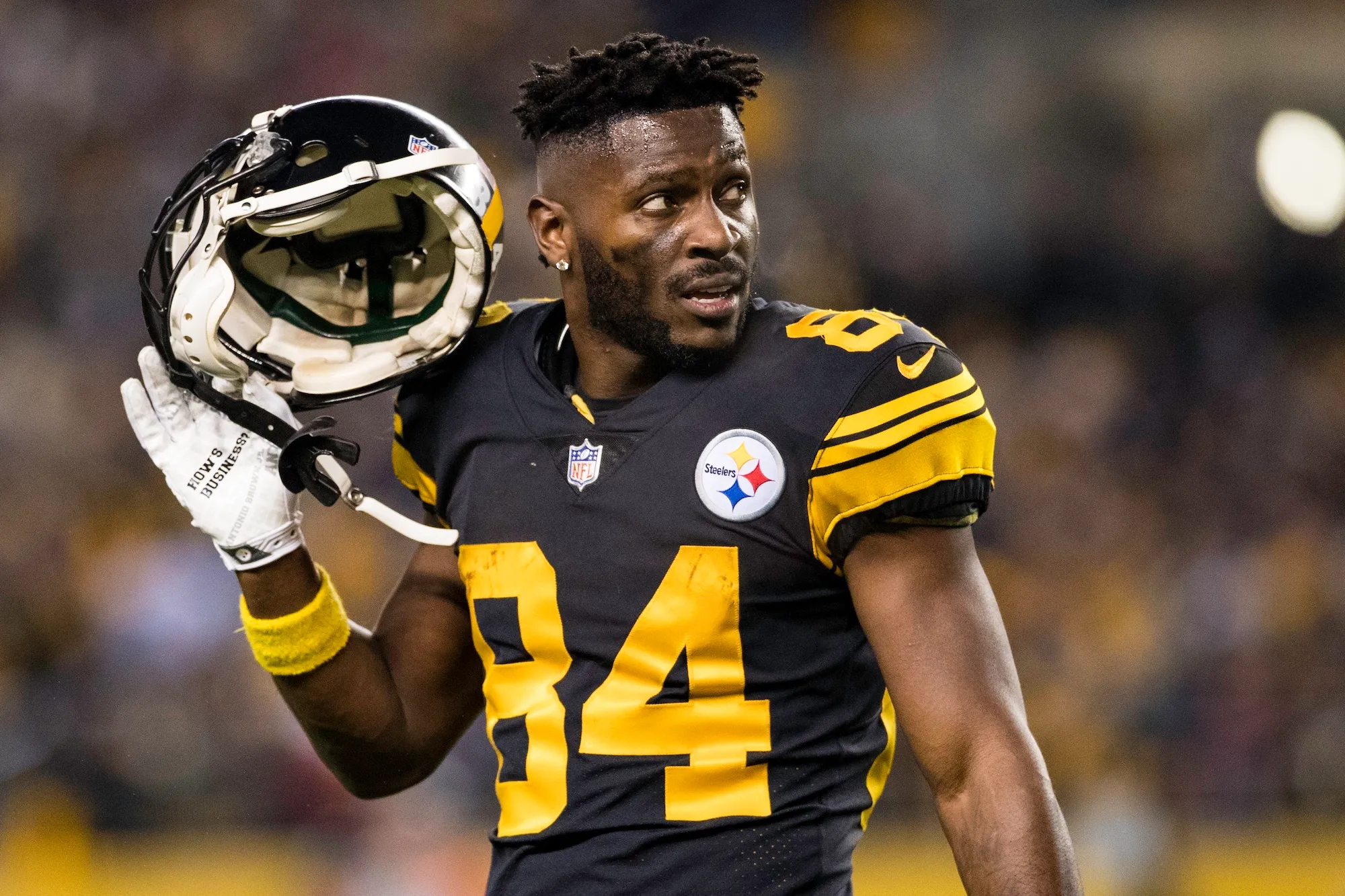 Former NFL Star Antonio Brown in Custody on Attempted Murder Charge Report