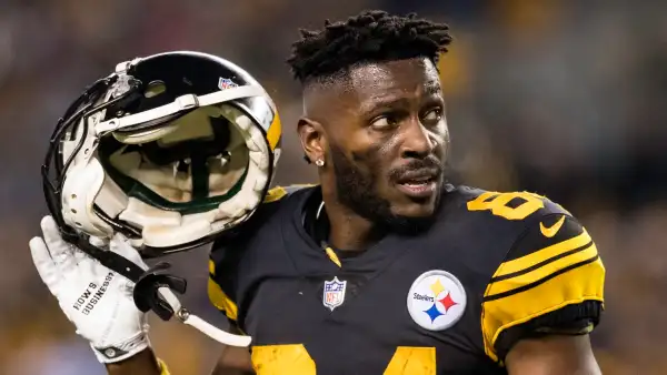 Former NFL Star Antonio Brown in Custody on Attempted Murder Charge Report