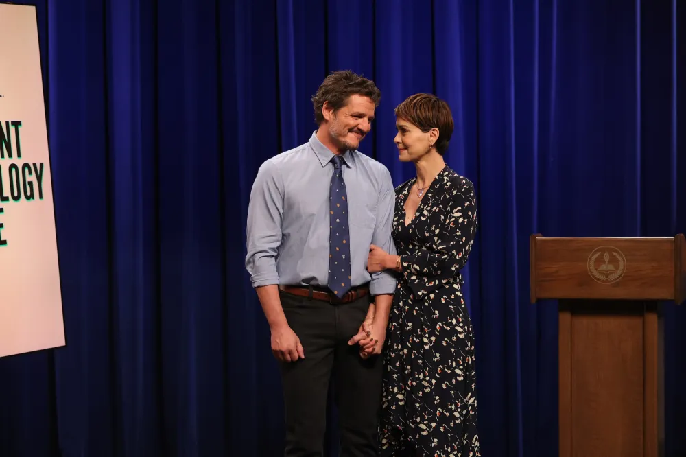 Pedro Pascal and Sarah Paulson Friendship TImeline