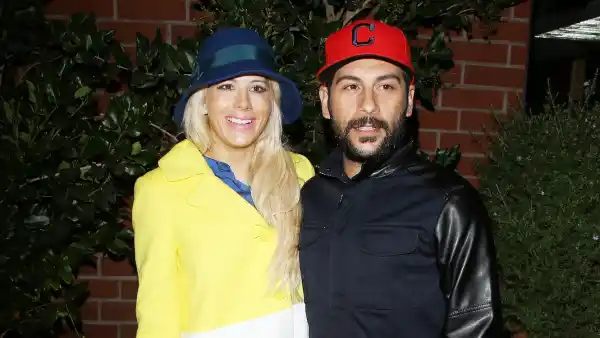 GettyImages-177081019 The Bachelor Star Shayne Lamas Support From Ex Nik Reduced