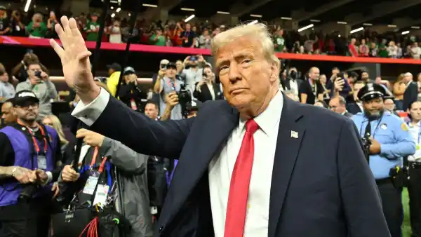 GettyImages-2198047691 Donald Trump Super Bowl 2025